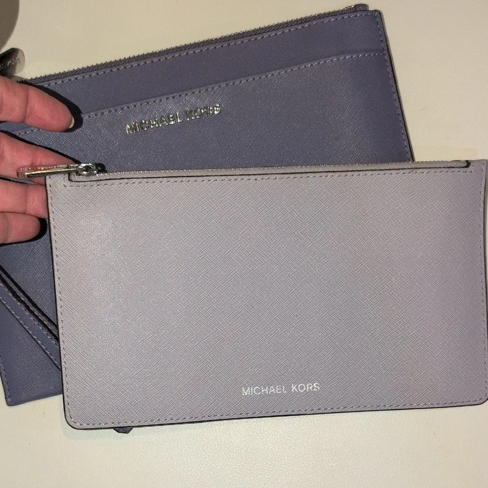 Michael Kors Jetset Xlarge Travel Wristlet With Pop Out Clutch  NWOT - Picture 4 of 12